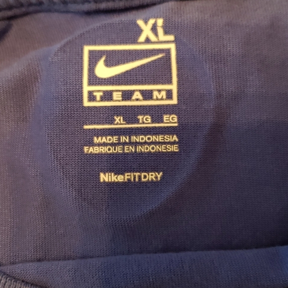 Nike Fit Dry tee - Picture 3 of 4